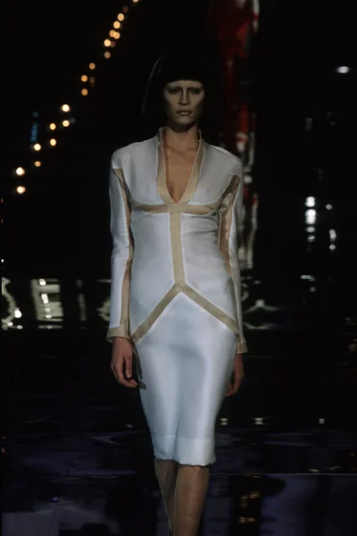 Look 34